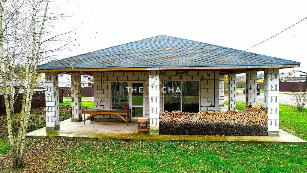 Дом в Калужская область, Боровский муниципальный округ, сельское ... - Фото 0