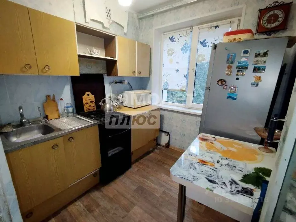 2-к кв. Белгородская область, Старый Оскол Молодогвардеец мкр, 3 (44.0 ... - Фото 0