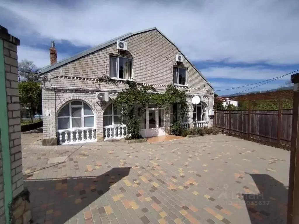 Дом в Краснодарский край, Геленджик  (357 м) - Фото 1