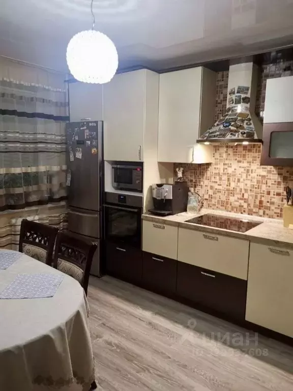 4-к кв. Тюменская область, Тюмень ул. 50 лет Октября, 74к2 (105.0 м) - Фото 2