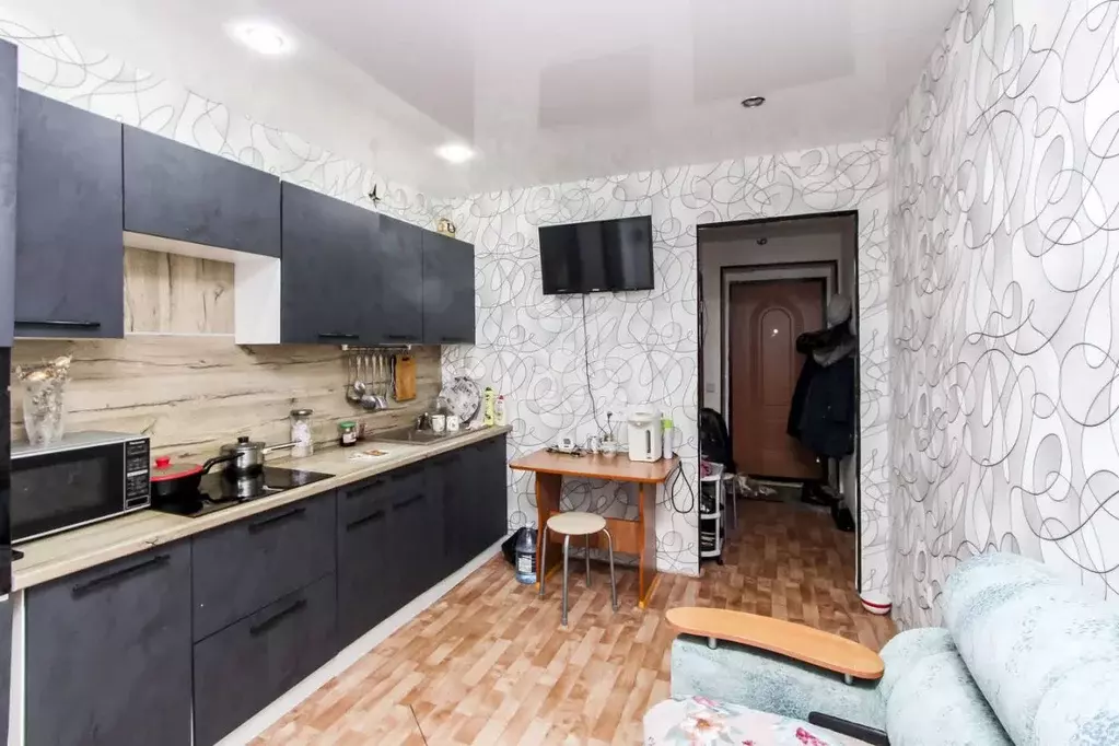 1-к кв. Тюменская область, Тюмень Мелиораторов мкр, ул. Мелиораторов, ... - Фото 1