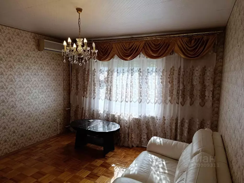 3-к кв. Ростовская область, Ростов-на-Дону Болгарстрой мкр, ул. ... - Фото 0