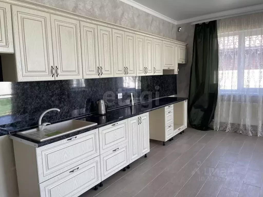 Дом в Краснодарский край, Краснодар пос. Индустриальный, ул. Мирная, ... - Фото 1