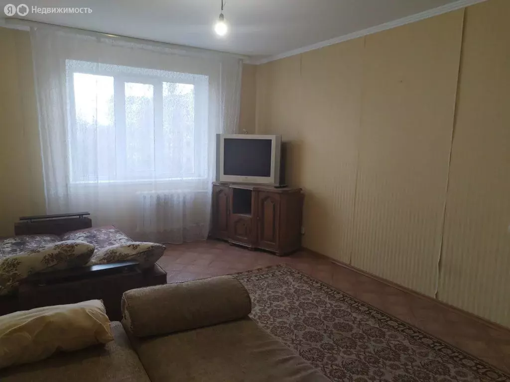 2-комнатная квартира: Мценск, улица Машиностроителей, 13 (61.2 м) - Фото 0