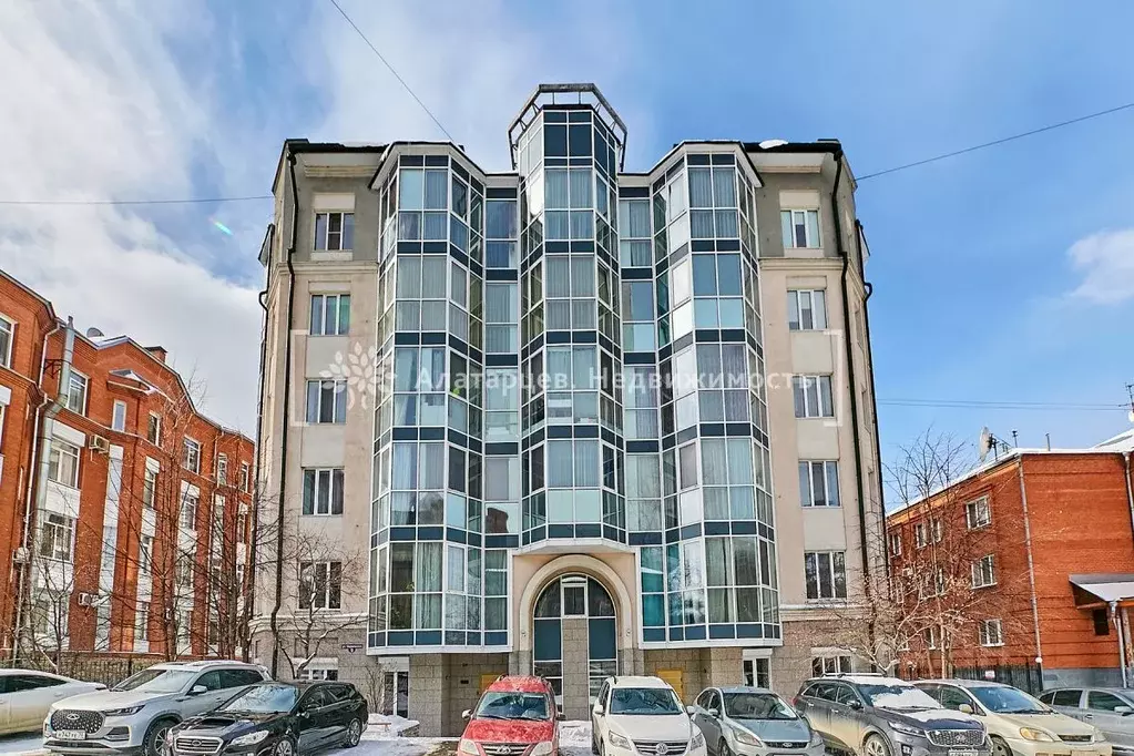 4-к кв. Томская область, Томск ул. Вершинина, 9 (256.7 м) - Фото 0