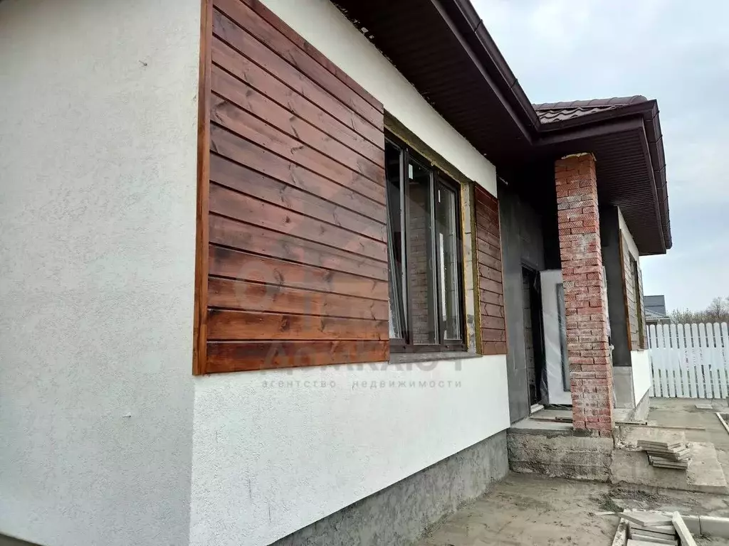 Дом в Краснодарский край, Динской район, Новотитаровская ст-ца Крайняя ... - Фото 2