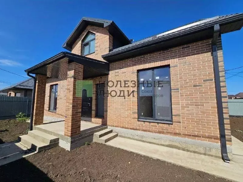 Дом в Краснодарский край, Краснодар ул. Имени В.М. Комарова, 172/2 ... - Фото 1