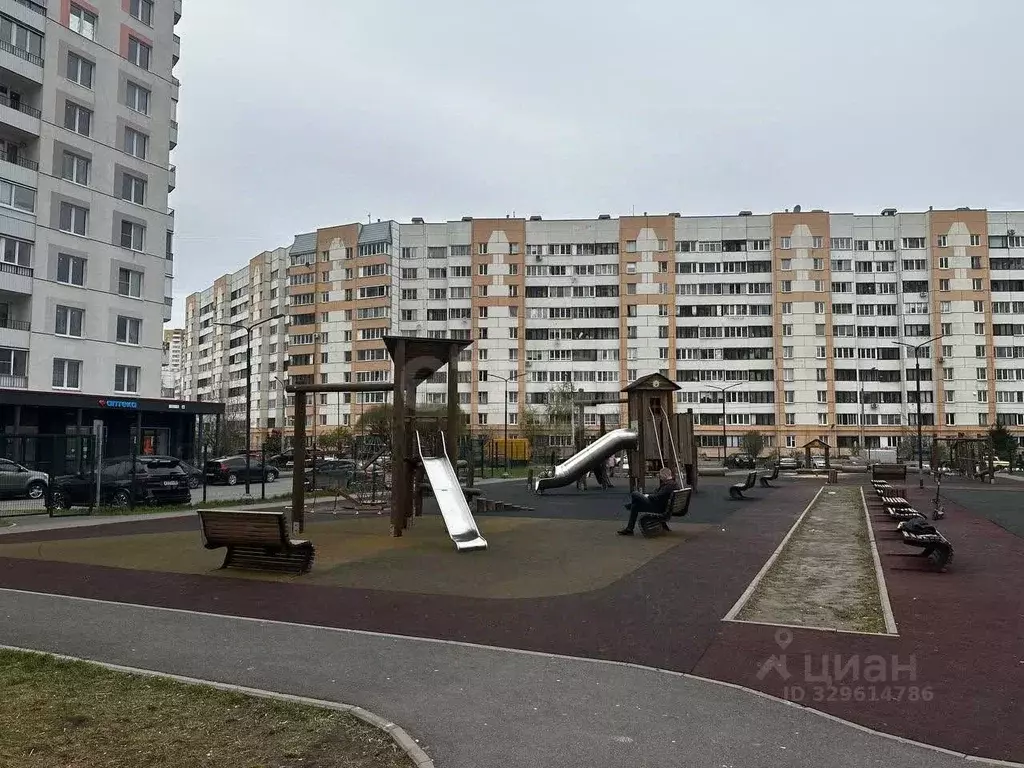 Студия Санкт-Петербург пос. Шушары, ул. Валдайская, 6к1 (26.9 м) - Фото 1
