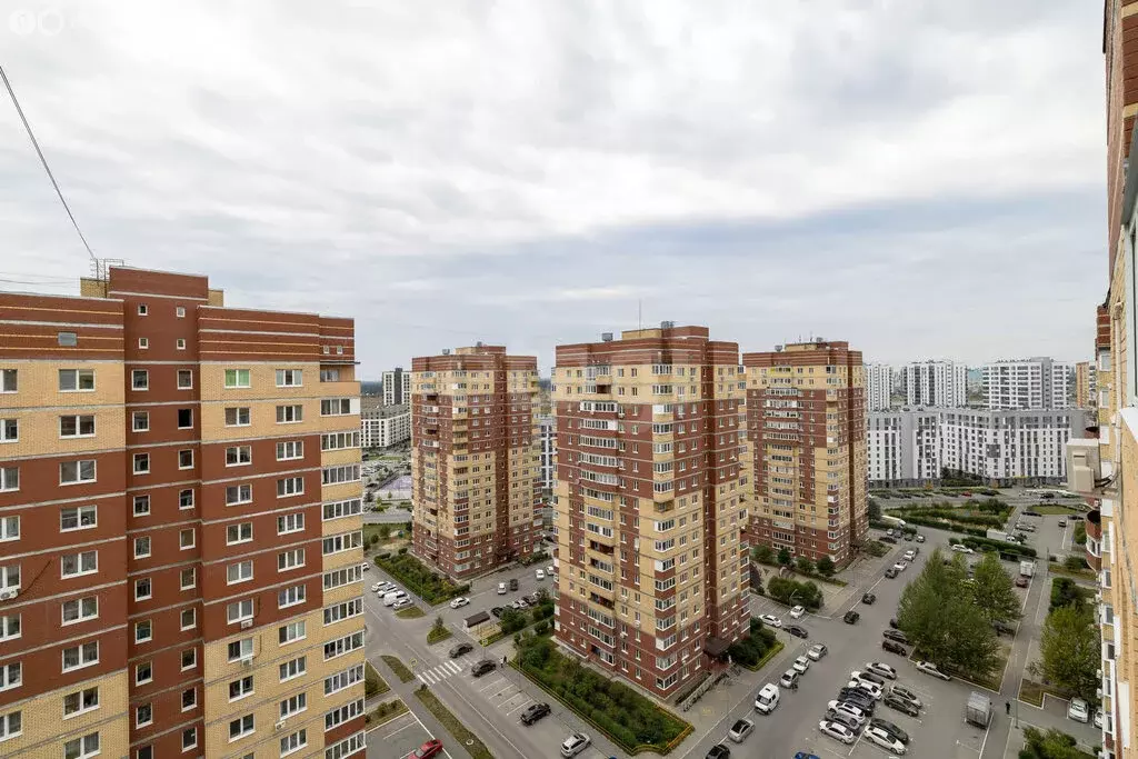 1-комнатная квартира: Тюмень, улица Бориса Житкова, 8 (40.6 м) - Фото 1