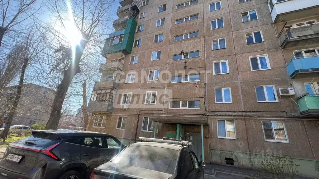 3-к кв. Саратовская область, Энгельс 1-й мкр, 12 (52.1 м) - Фото 0