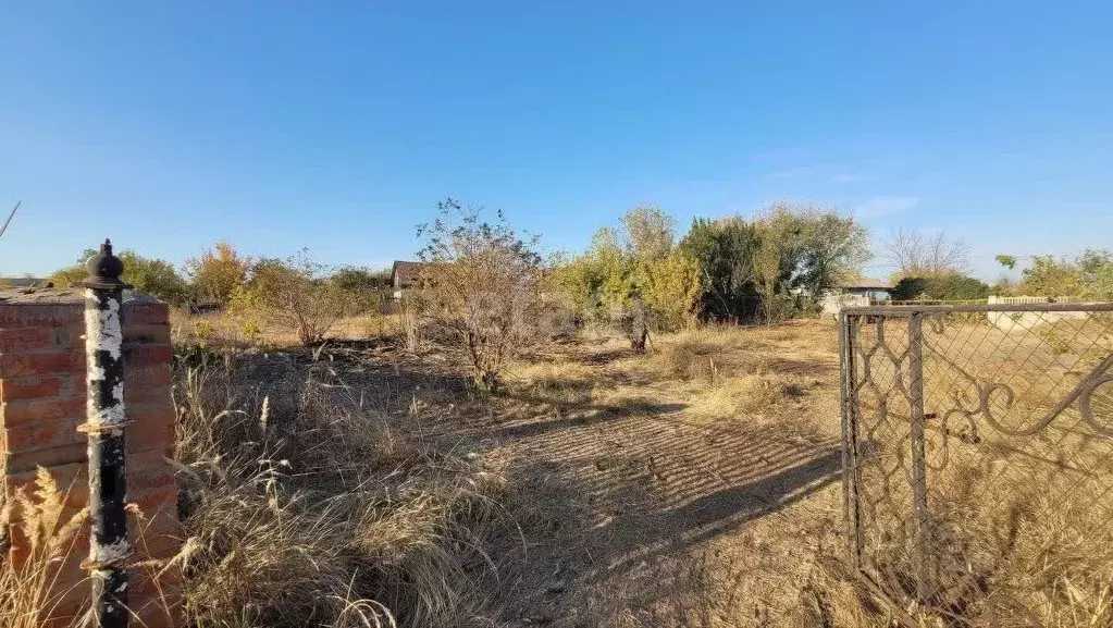 Участок в Белгородская область, Старооскольский городской округ, с. ... - Фото 0