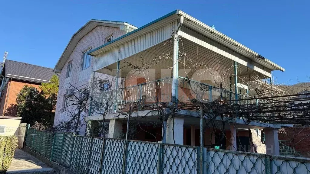 Дом в Краснодарский край, Туапсинский муниципальный округ, с. Агой, ... - Фото 1