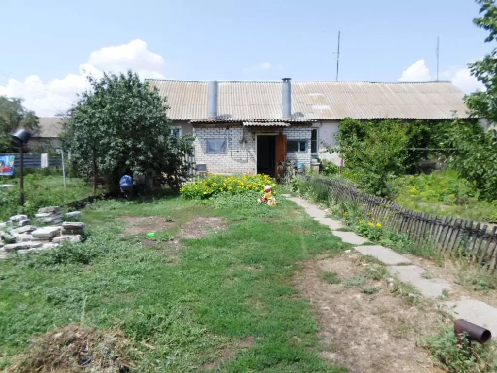 Дом в Волгоградская область, Ленинск  (52 м) - Фото 1