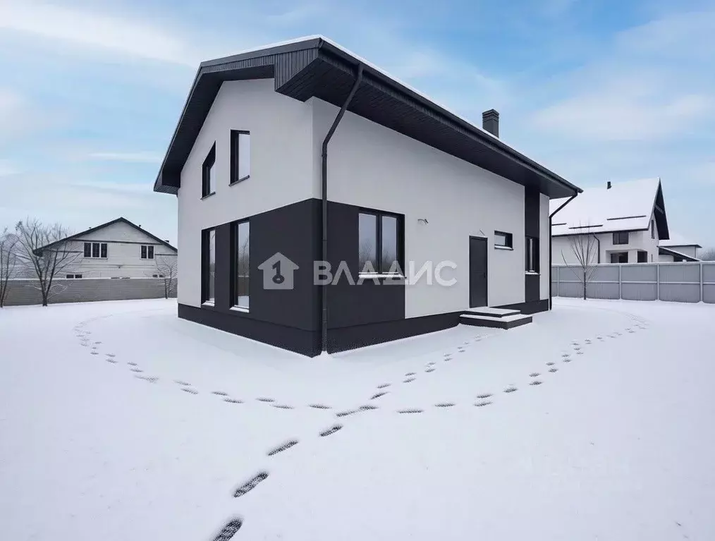 Дом в Калининградская область, Гурьевский муниципальный округ, пос. ... - Фото 1