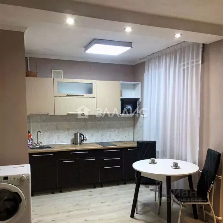 1-к кв. Бурятия, Улан-Удэ ул. Ленина, 9 (35.0 м) - Фото 1