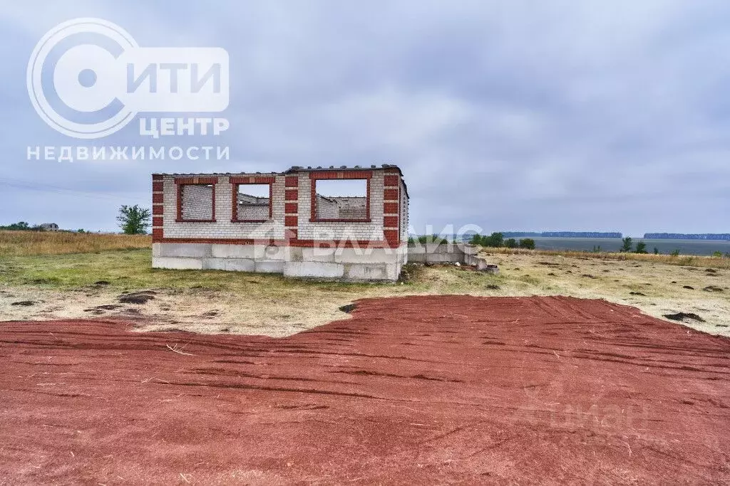 Участок в Воронежская область, Семилукский район, Латная рп ул. ... - Фото 1