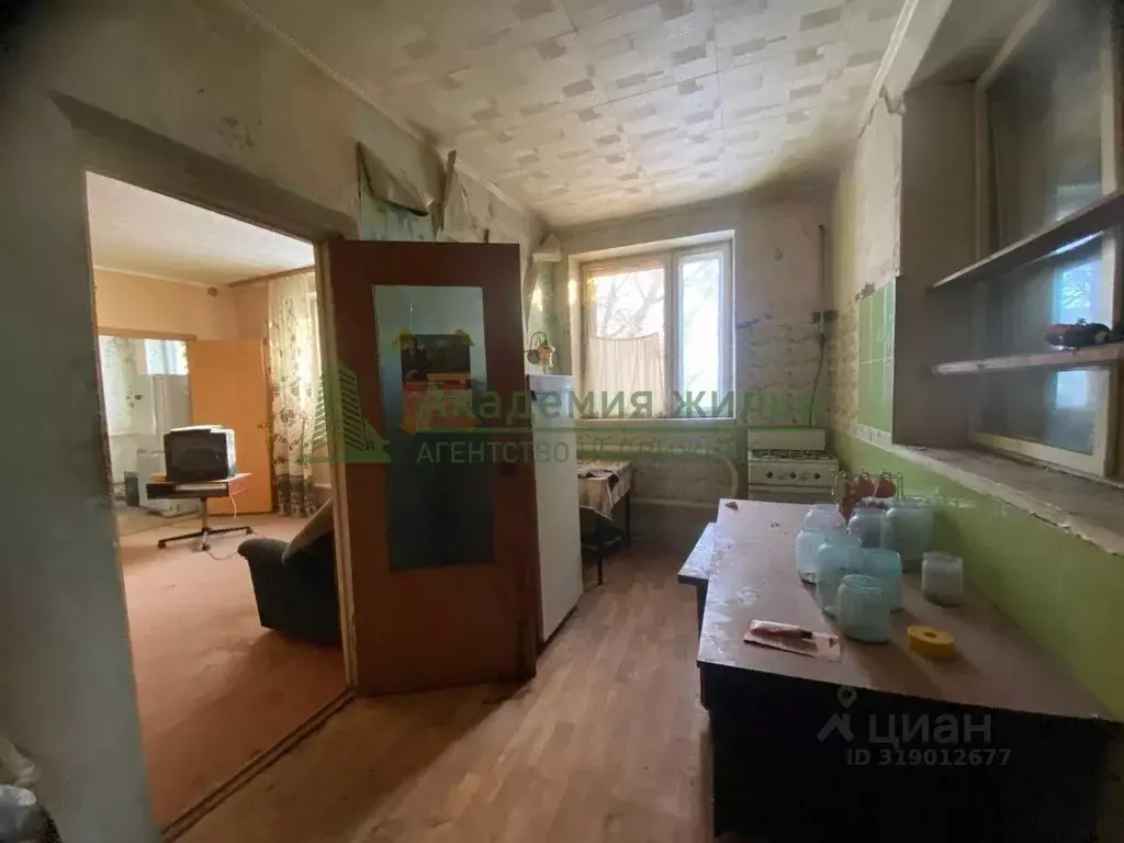 Дом в Саратовская область, Саратов ул. Песчано-Уметская, 37А (91 м) - Фото 0