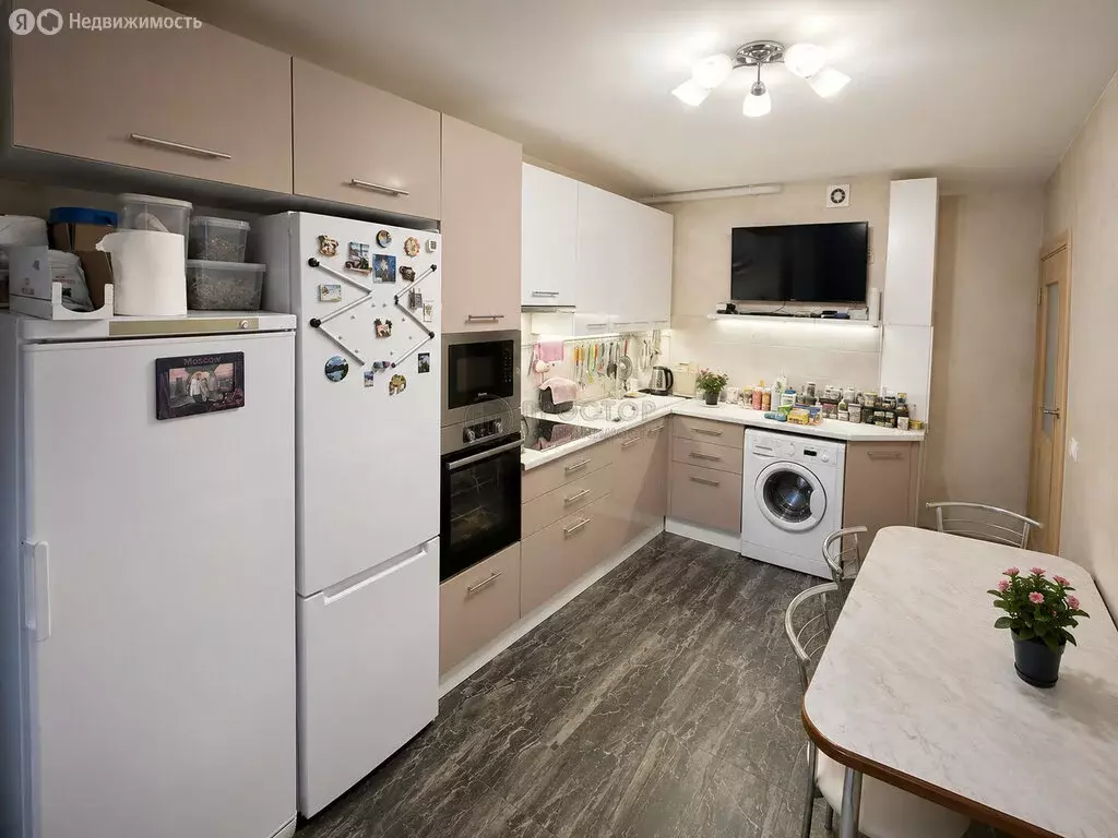 3-комнатная квартира: Москва, улица Вертолётчиков, 2 (71 м) - Фото 2
