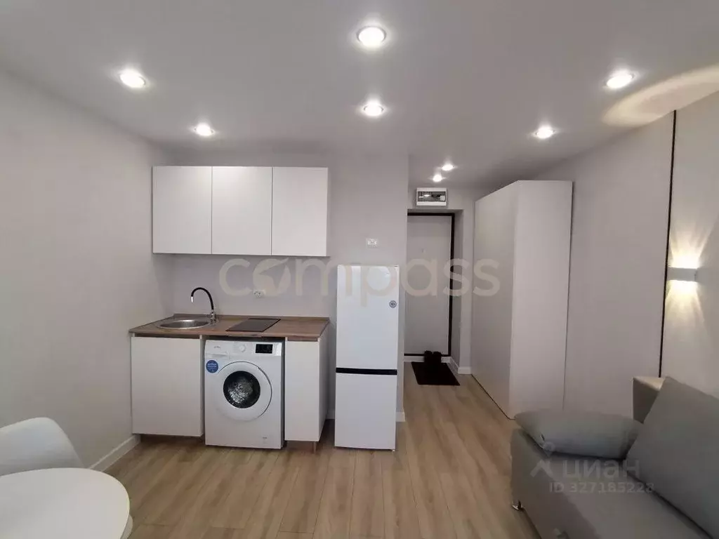 Студия Тюменская область, Тюмень Ставропольская ул., 1в (17.4 м) - Фото 1