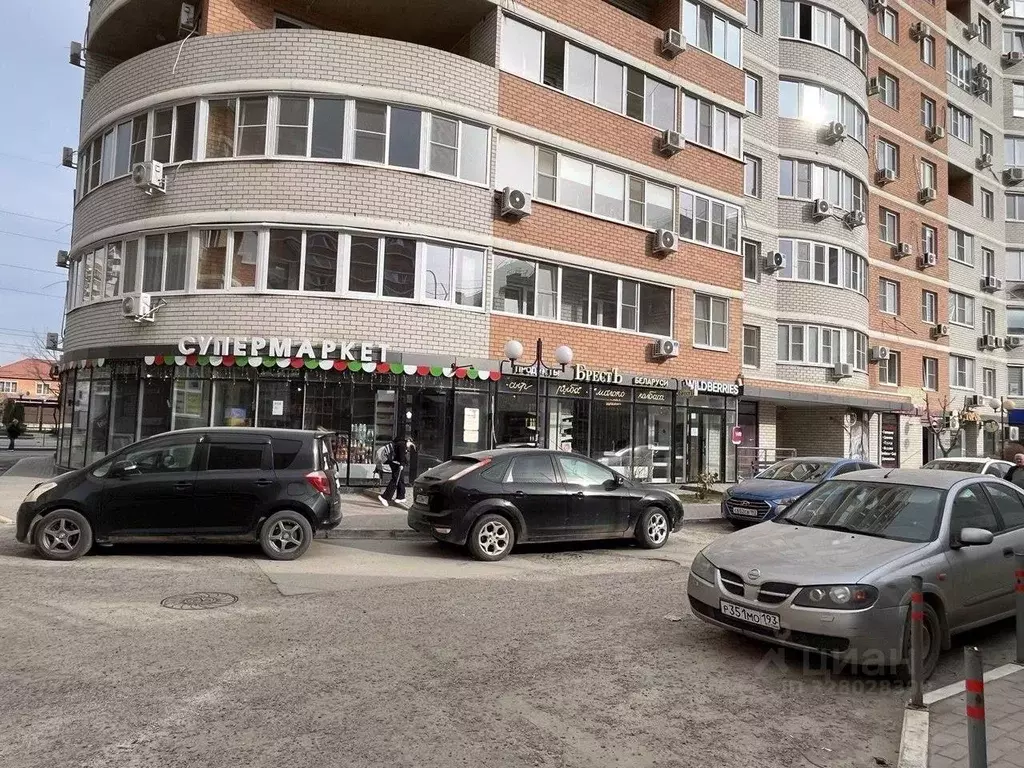 Торговая площадь в Краснодарский край, Краснодар ул. Командорская, 1/3 ... - Фото 1