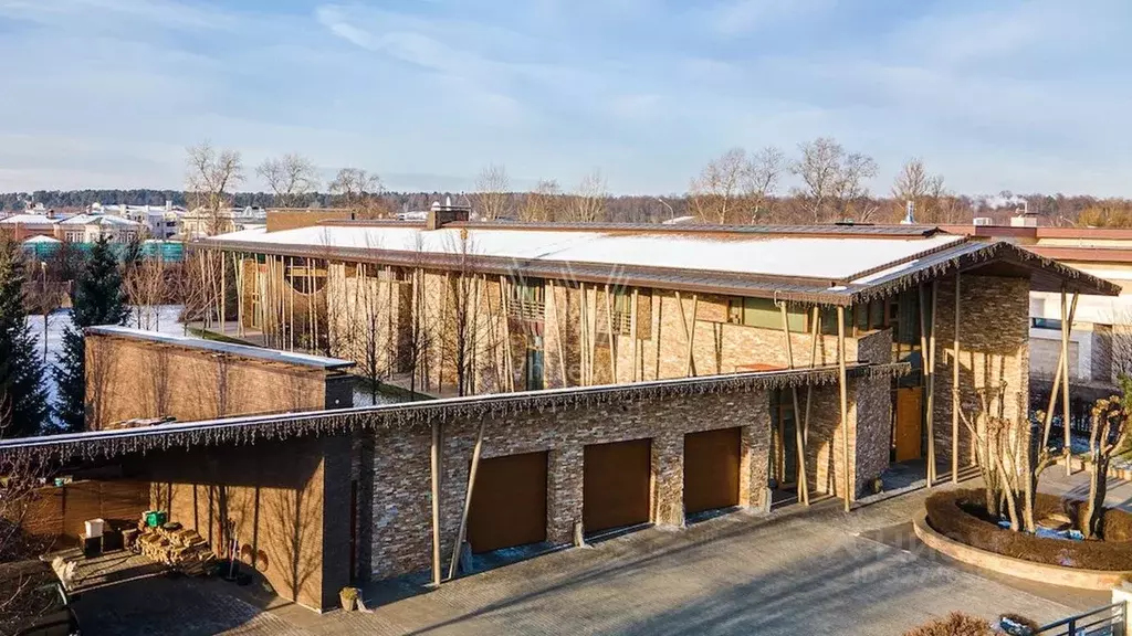 Коттедж в Московская область, Одинцовский городской округ, д. Жуковка, ... - Фото 2