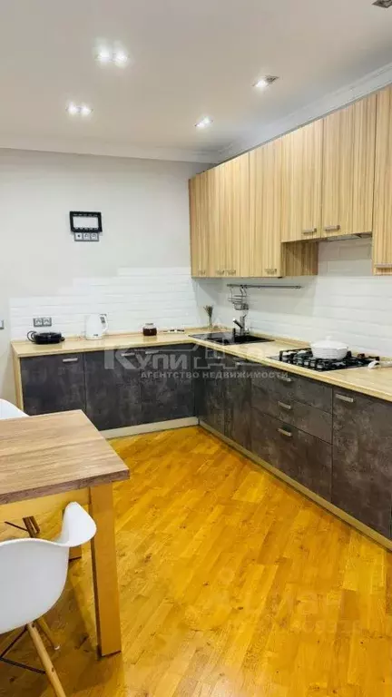 3-к кв. Ставропольский край, Ессентуки Октябрьская ул., 458Б (93.0 м) - Фото 1