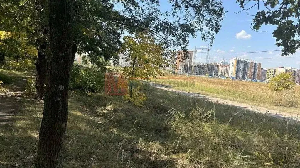 Участок в Белгородская область, Старый Оскол Мирная ул. (10.0 сот.) - Фото 0