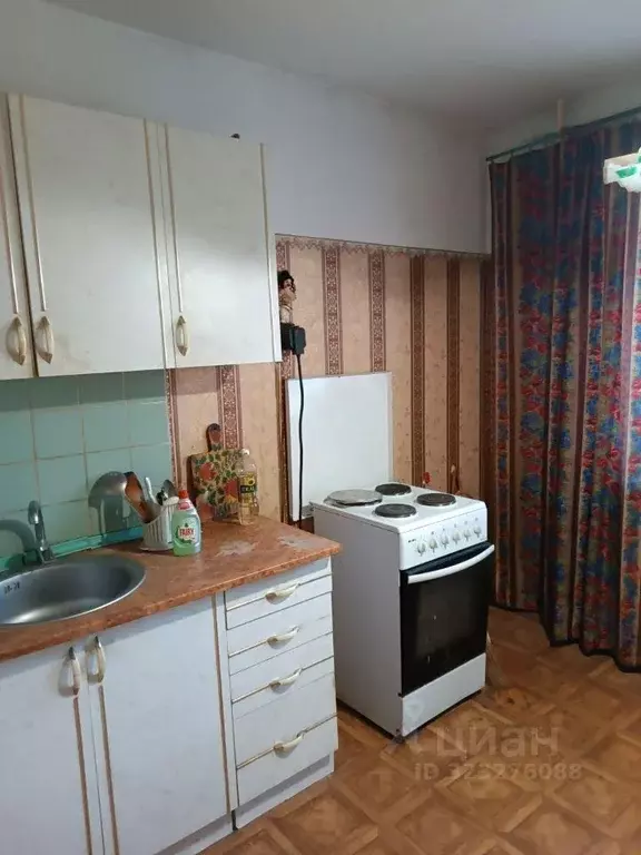 3-к кв. Псковская область, Великие Луки ул. Гоголя, 10/15 (67.3 м) - Фото 1