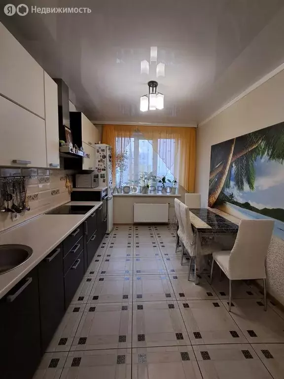 3-комнатная квартира: Уфа, улица Архитектора Рехмукова, 7 (81.3 м) - Фото 1