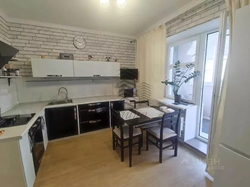 2-к кв. Белгородская область, Старый Оскол Дубрава мкр, 1 кв-л, 16 ... - Фото 1