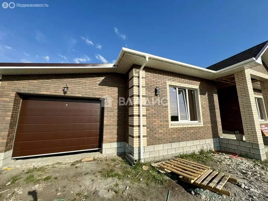 Дом в село Стрелецкое, Рубежная улица (120 м) - Фото 2