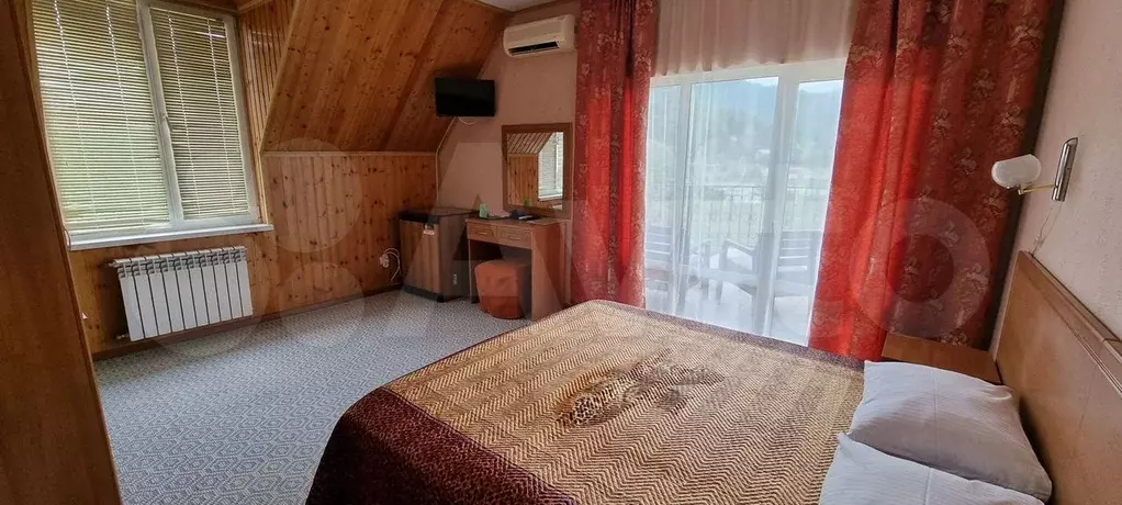 Комната 32 м, 3/3 эт. - Фото 1