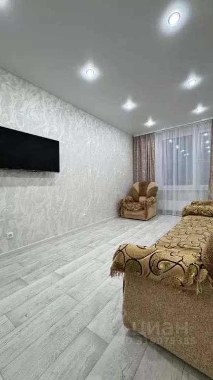 1-к кв. Татарстан, Казань ул. Мансура Хасанова, 13 (40.0 м) - Фото 0