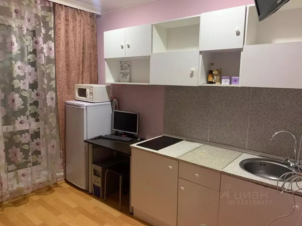 Студия Тюменская область, Тюмень ул. Новоселов, 117 (17.5 м) - Фото 1