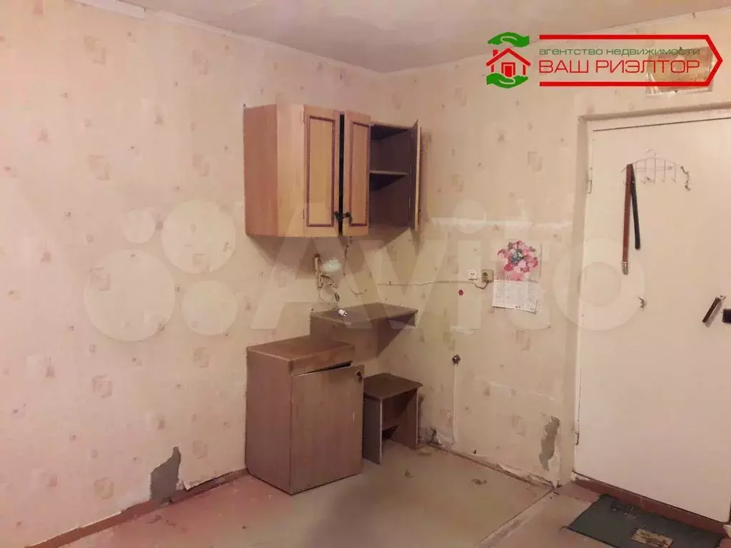 Комната 13 м в 3-к., 2/5 эт. - Фото 1