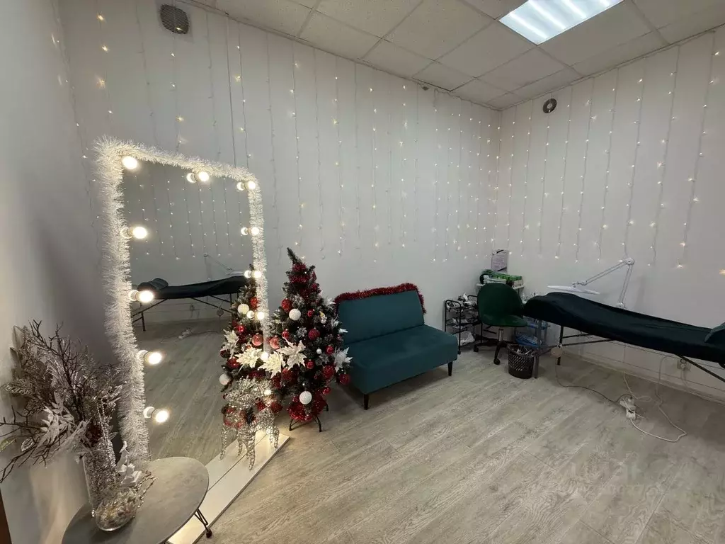 Офис в Волгоградская область, Волгоград ул. Кирова, 121А (29 м) - Фото 1