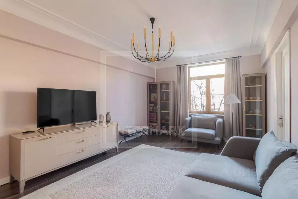 3-к кв. Москва Ленинградский просп., 18 (80.0 м) - Фото 1