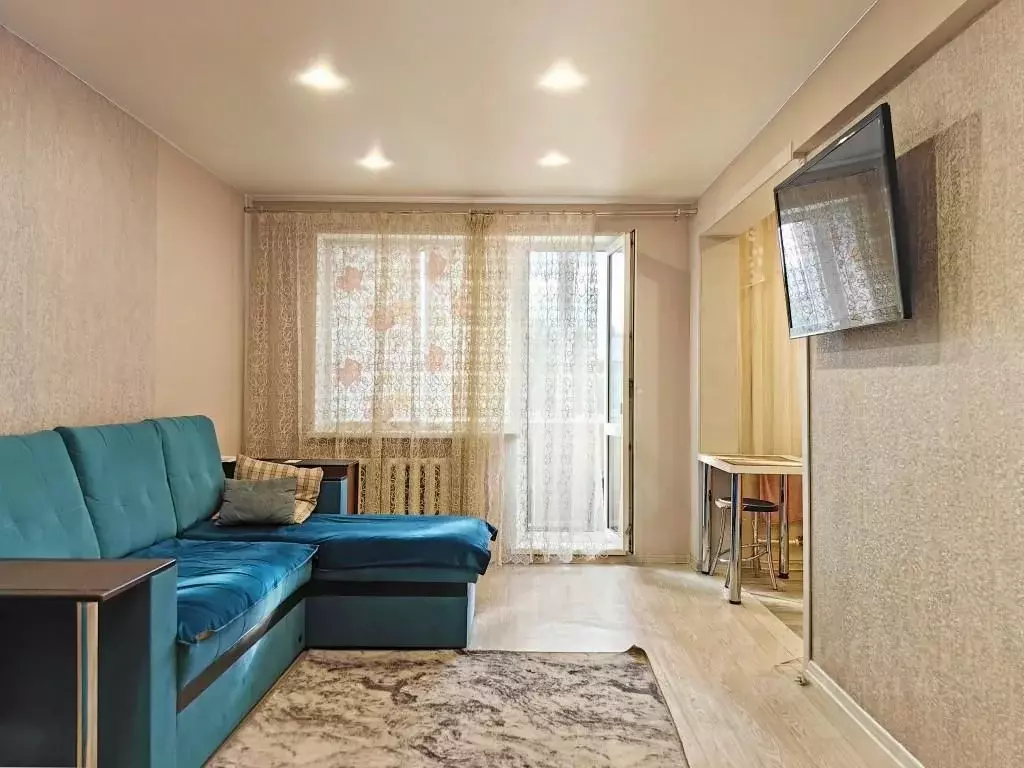 4-к кв. Омская область, Омск ул. Муромцева, 91 (76.2 м) - Фото 1