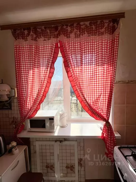 2-к кв. Чувашия, Чебоксары ул. Энтузиастов, 13 (44.5 м) - Фото 0