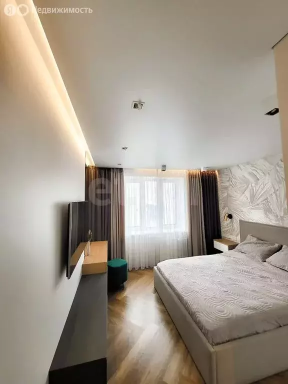 3-комнатная квартира: Стерлитамак, улица 7 Ноября, 101 (82.6 м) - Фото 1