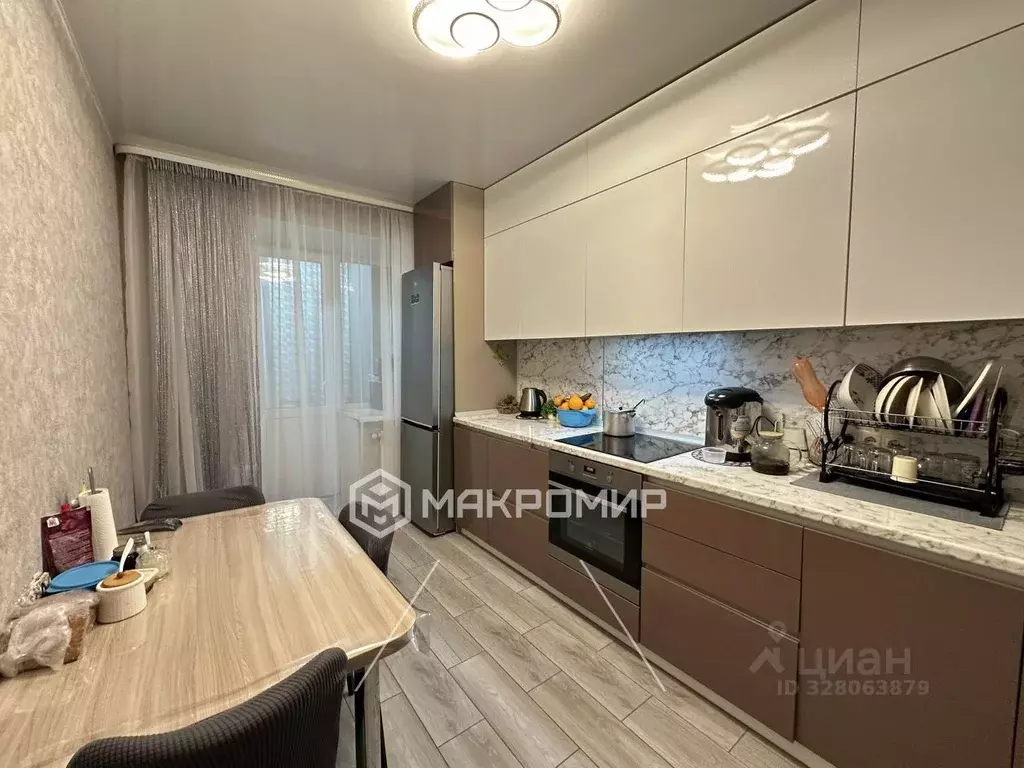 2-к кв. Ханты-Мансийский АО, Сургут ул. Крылова, 20 (53.2 м) - Фото 1