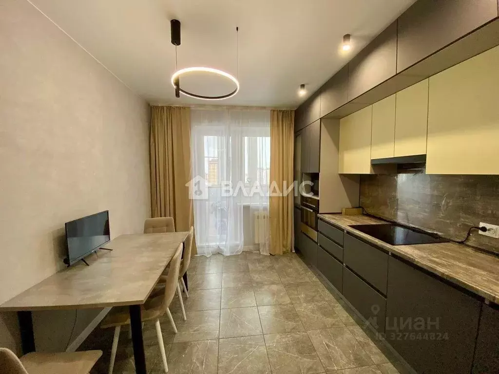 2-к кв. Калужская область, Калуга ул. 65 лет Победы, 35 (59.6 м) - Фото 0