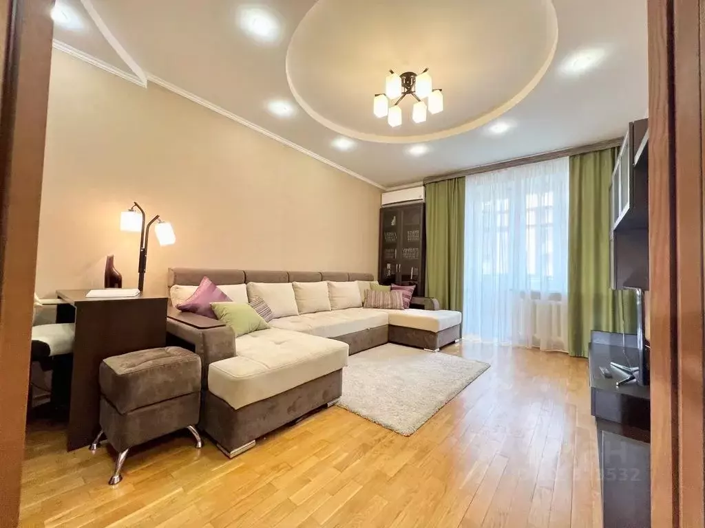 2-к кв. Татарстан, Казань ул. Зинина, 3 (70.0 м) - Фото 1