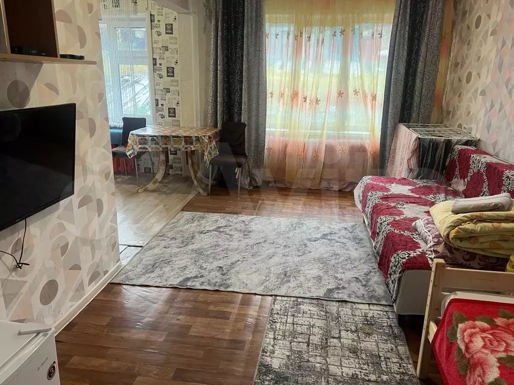 1-к. квартира, 30 м, 1/5 эт. - Фото 1