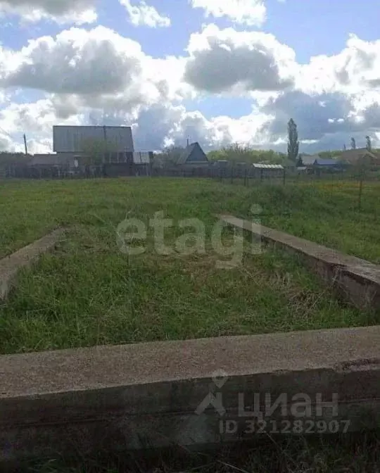 Участок в Башкортостан, Уфа городской округ, с. Старые Турбаслы ул. ... - Фото 1