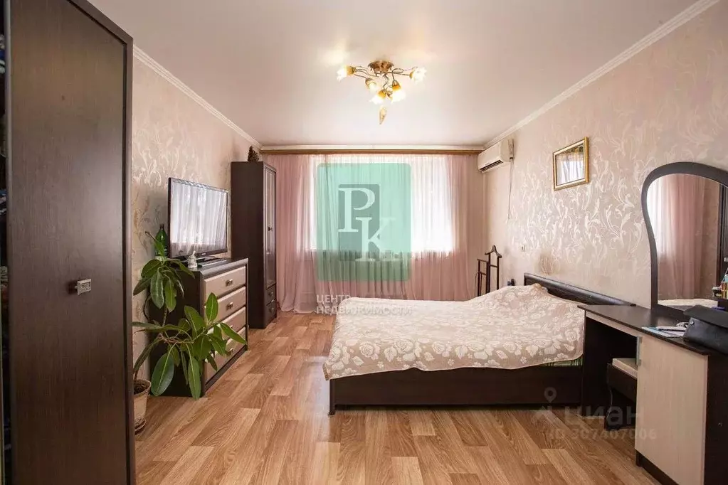 4-к кв. Севастополь ул. Адмирала Юмашева, 19В (91.0 м) - Фото 0