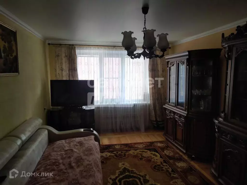 Продаётся 4-к квартира, 69.9 м - Фото 1