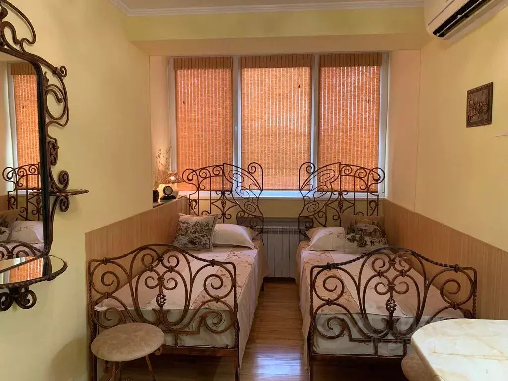 Комната Крым, Ялта муниципальный округ, Гурзуф пгт ул. Подвойского, 9 - Фото 2