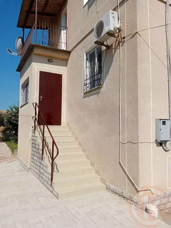 Дом в Крым, Сакский район, Молочненское с/пос, Радуга СПК аллея 6-я ... - Фото 1