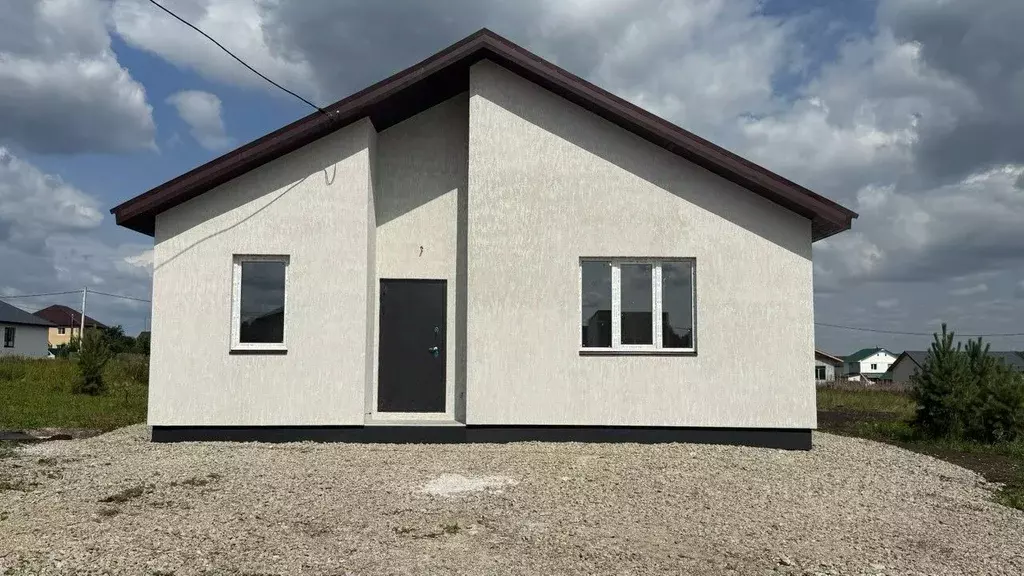 Дом в Свердловская область, Белоярский муниципальный округ, с. ... - Фото 1